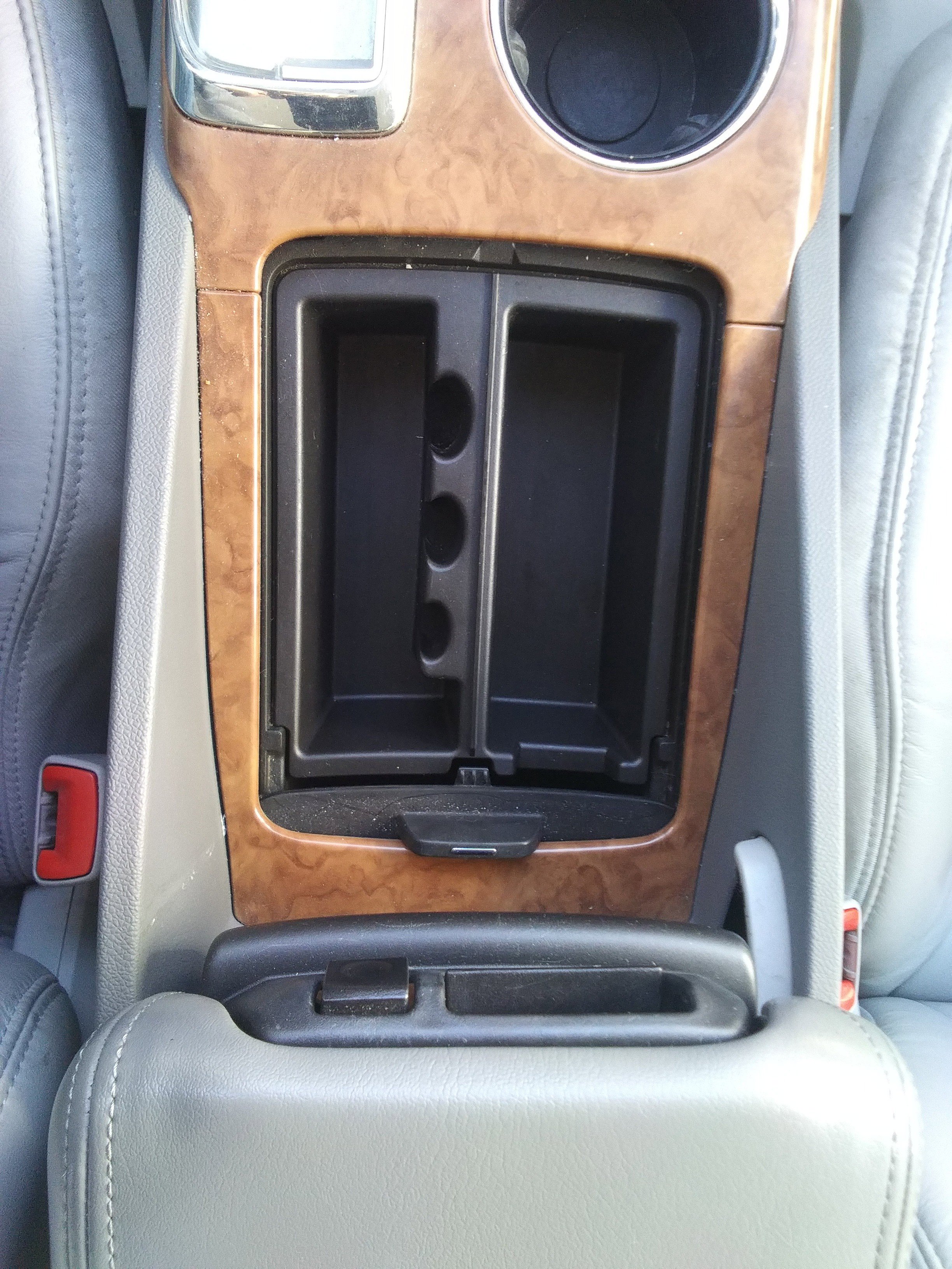 Used 2009 Buick Enclave CXL w/ Driver Confidence Package image 18