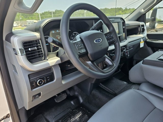 New 2026 Ford F250 XL w/ FX4 Off-Road Package AWD/4WD image 22