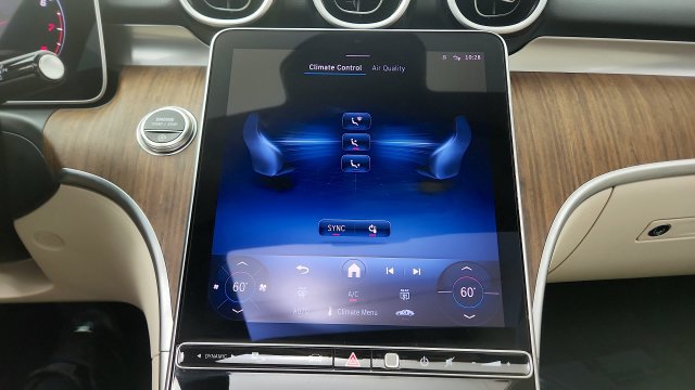 Used 2025 Mercedes-Benz C 300 Sedan image 72