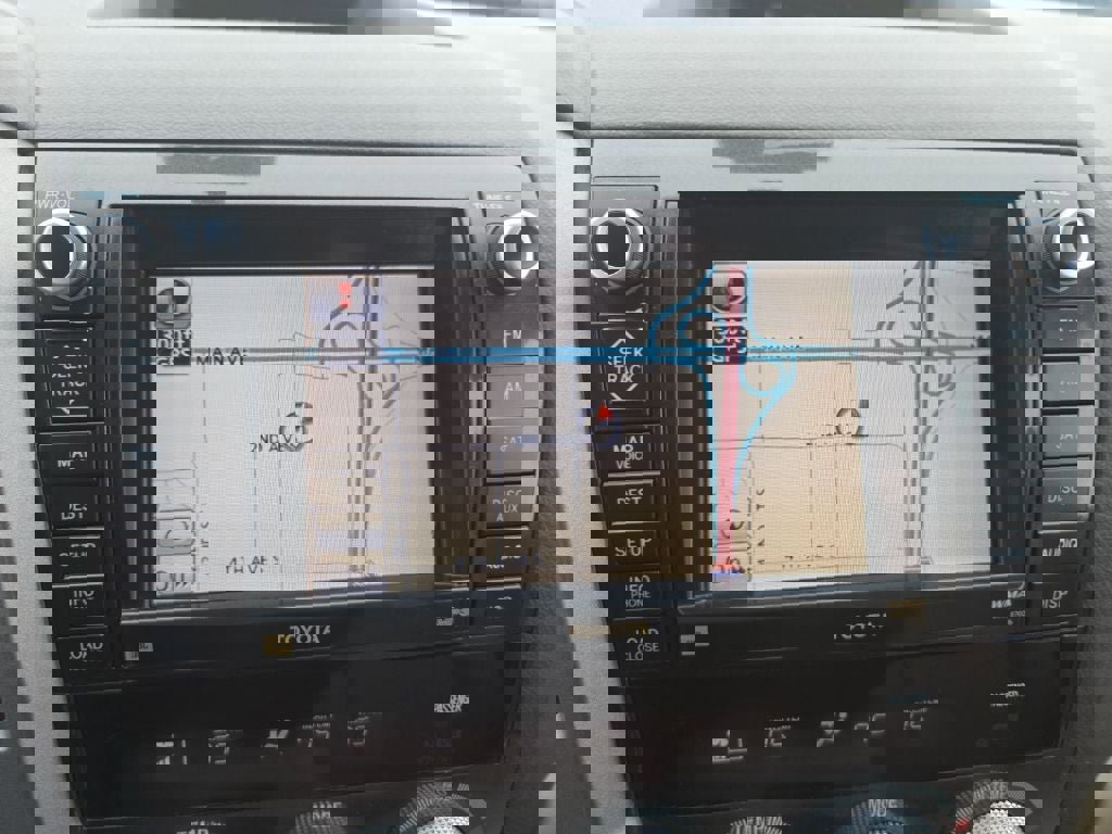 Used 2011 Toyota Sequoia Limited image 17