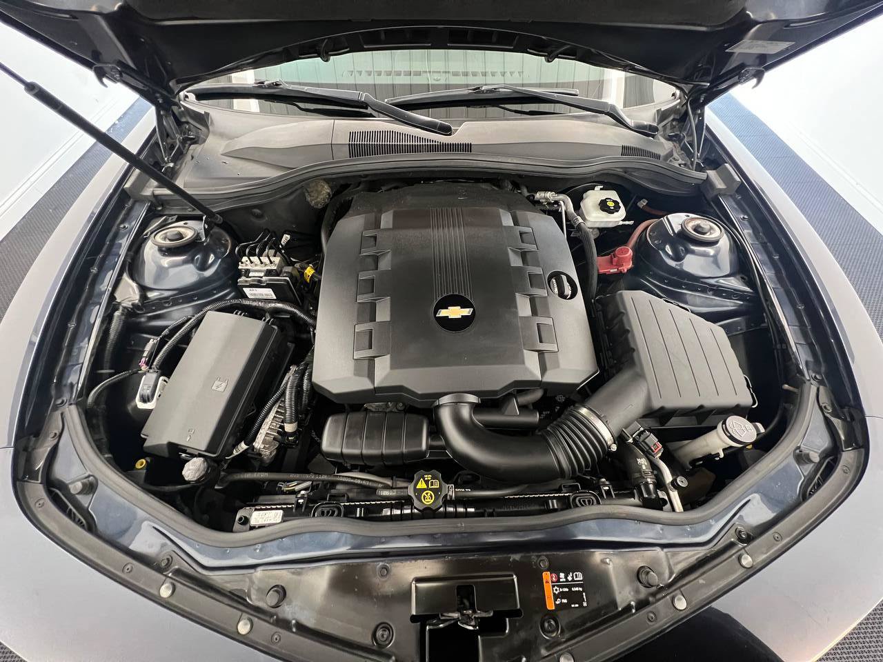 Used 2014 Chevrolet Camaro LS RWD image 24