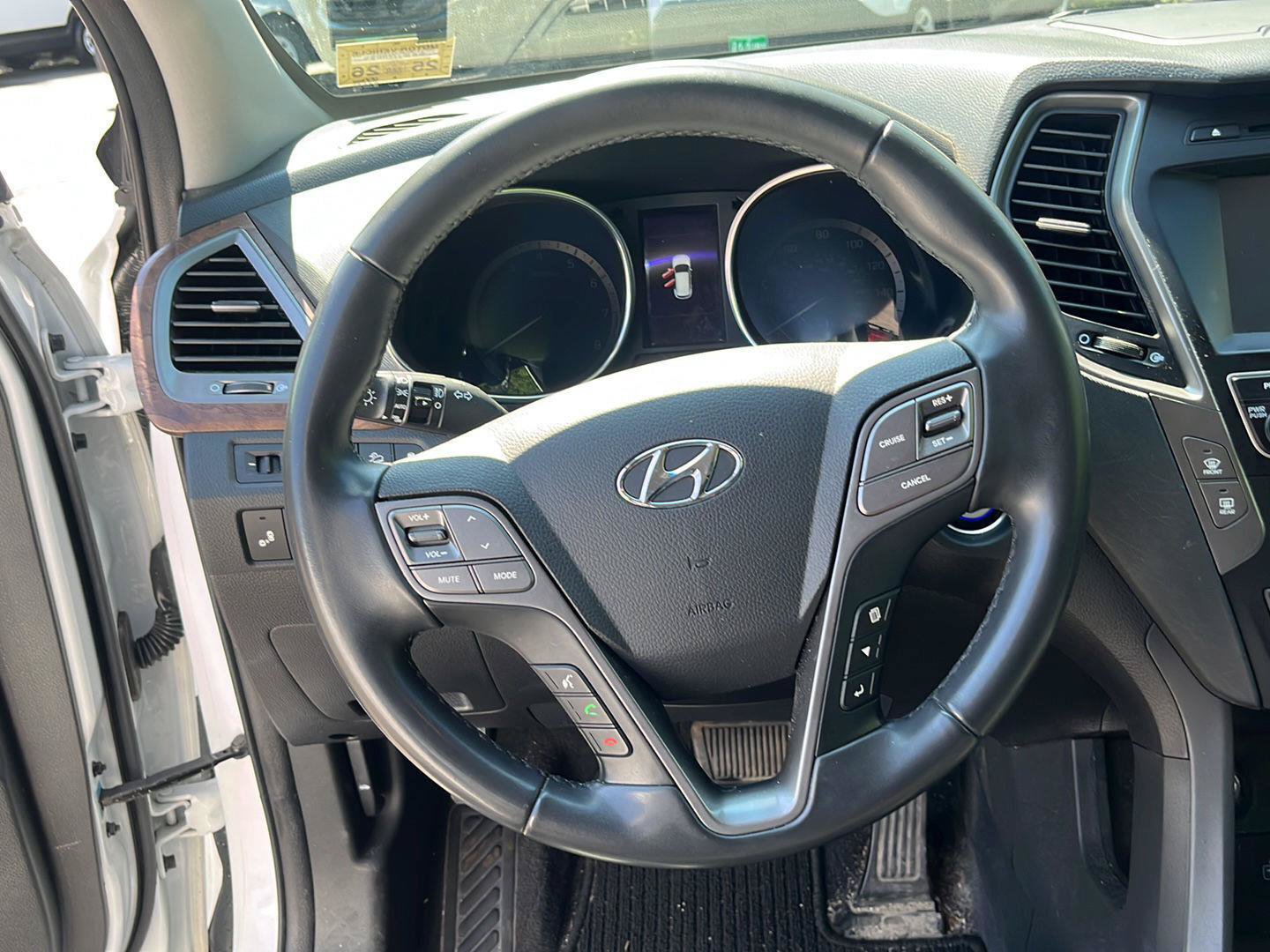 Used 2018 Hyundai Santa Fe Sport 2.0T AWD/4WD image 26