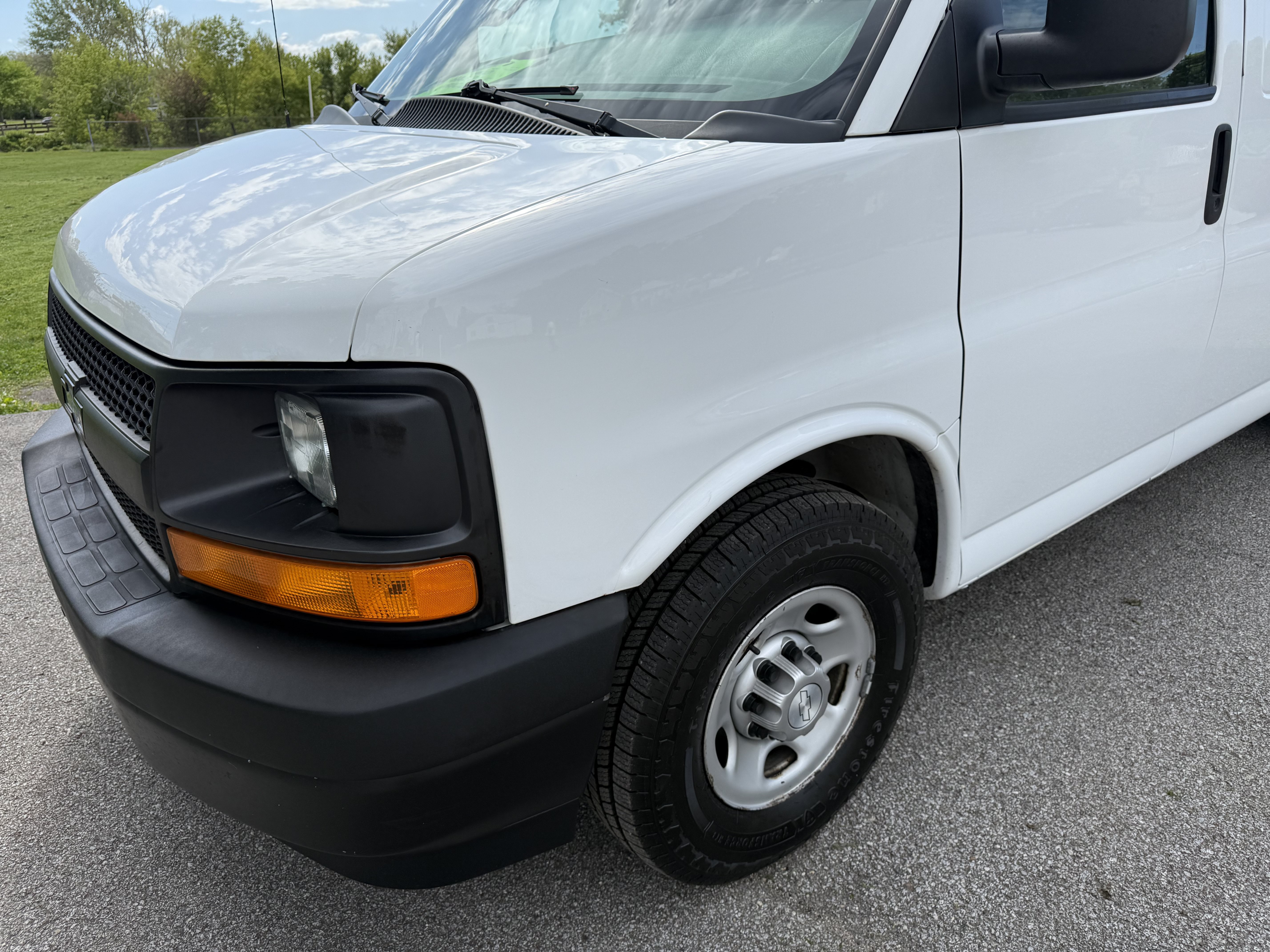 Used 2017 Chevrolet Express 2500 w/ Cold Climate Package RWD image 2
