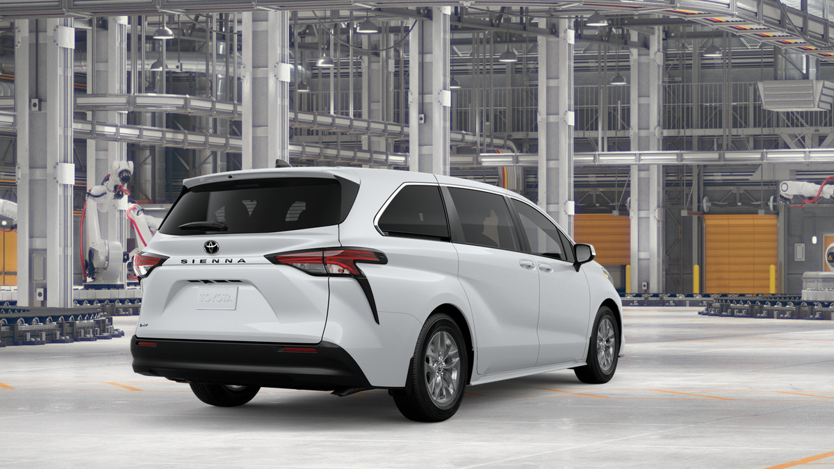 New 2026 Toyota Sienna LE FWD image 9