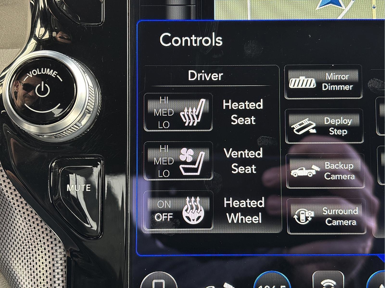 Used 2020 RAM 1500 Limited w/ Advanced Safety Group AWD/4WD image 24