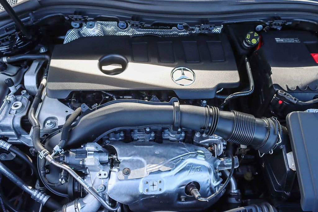 Used 2021 Mercedes-Benz GLA 250 4MATIC image 55