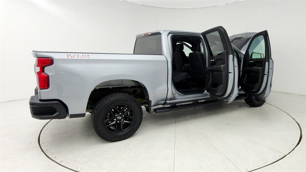 Used 2024 Chevrolet Silverado 1500 Custom Trail Boss w/ LPO, Dark Essentials Package image 13