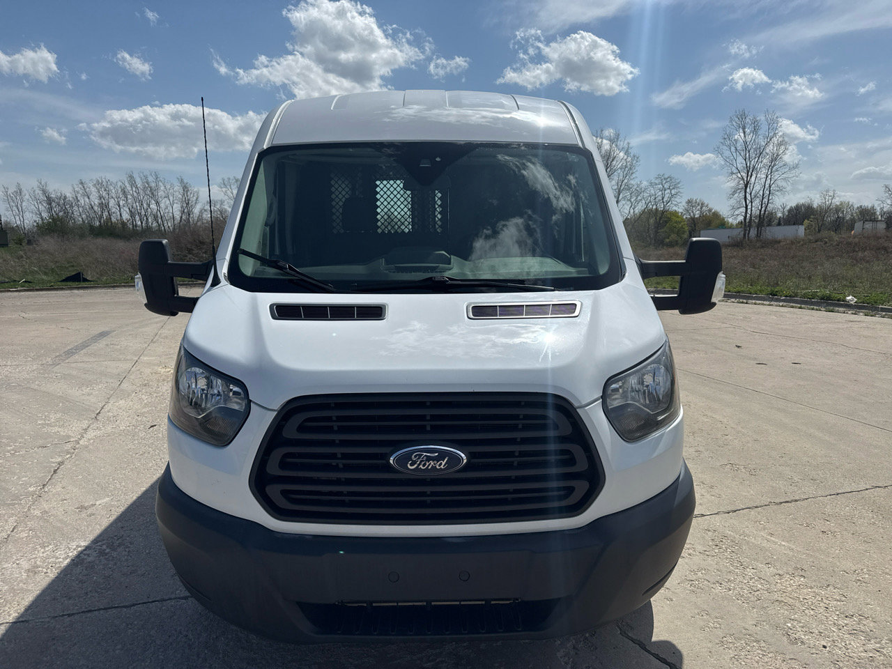 Used 2018 Ford Transit 250 148 Medium Roof w/ Interior Upgrade Package image 3