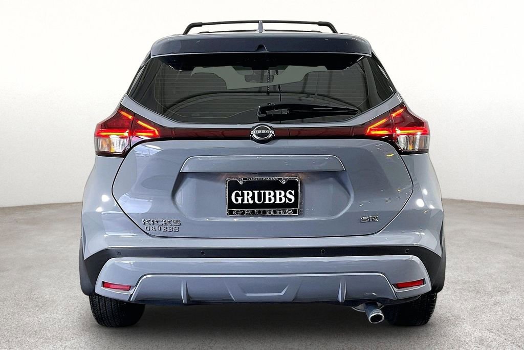 Certified 2024 Nissan Kicks SR w/ SR Premium Package FWD image 6