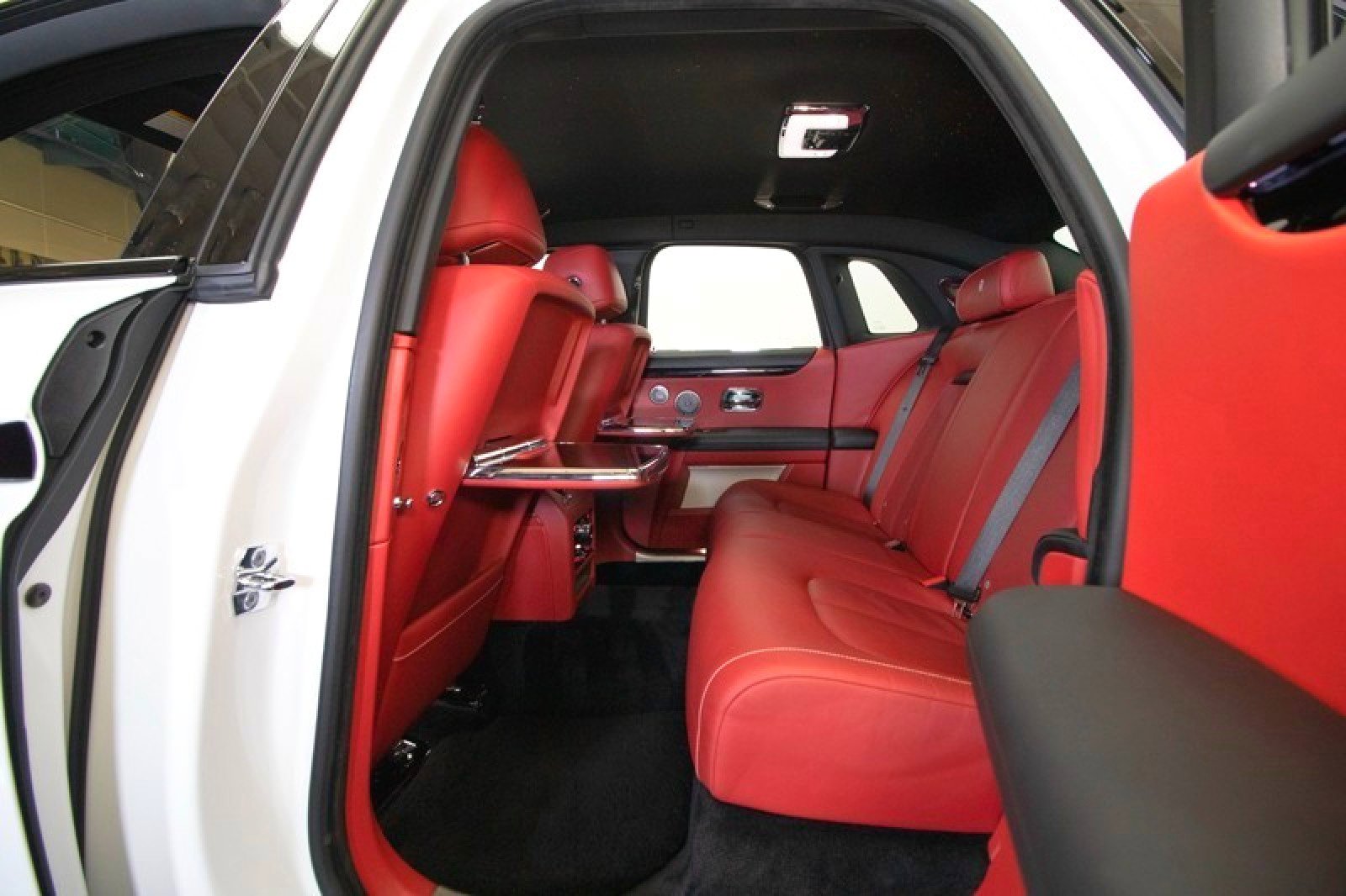 Used 2021 Rolls-Royce Ghost image 46