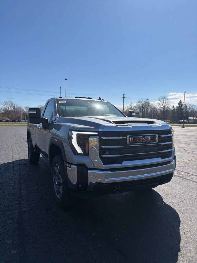 New 2026 GMC Sierra 2500 SLE image 3