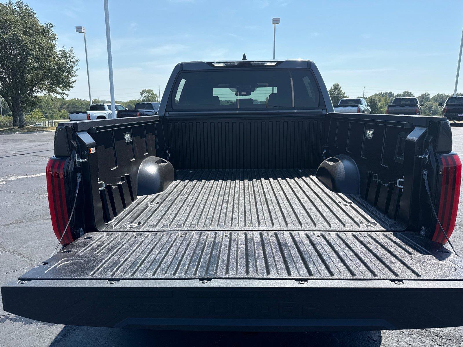 Used 2026 Toyota Tundra Limited w/ Power Package AWD/4WD image 8