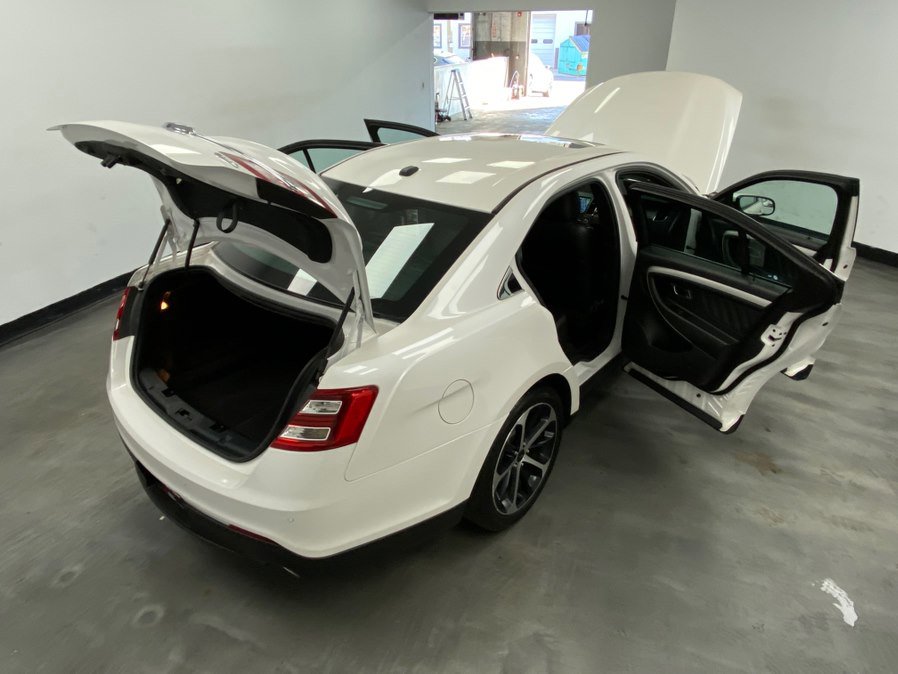 Used 2015 Ford Taurus SEL w/ Equipment Group 201A FWD image 52