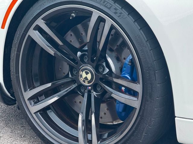 Used 2018 BMW M2 RWD image 12