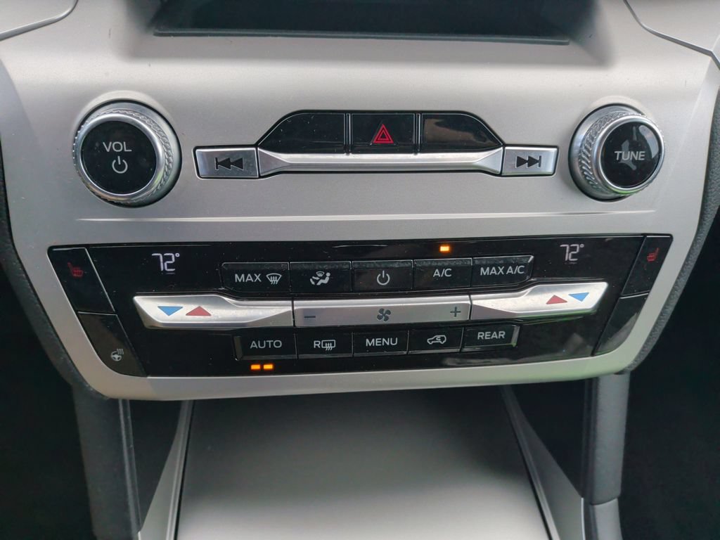 Certified 2020 Ford Explorer XLT w/ Comfort Package AWD/4WD image 14