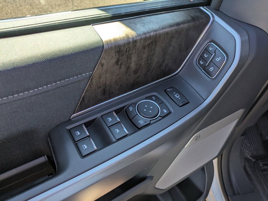 New 2026 Ford F250 Lariat image 10