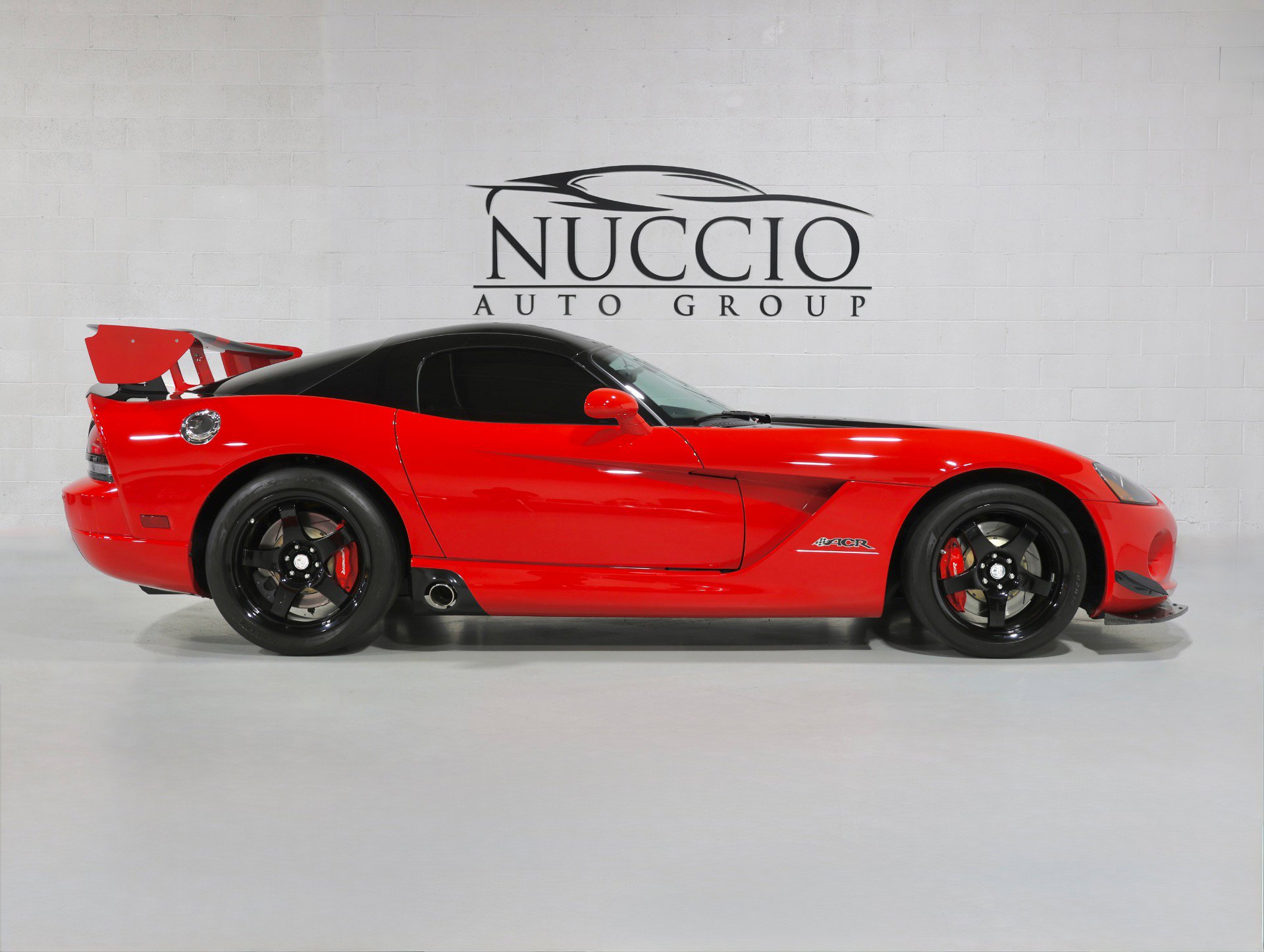 Used 2008 Dodge Viper SRT-10 w/ Competition Group image 18