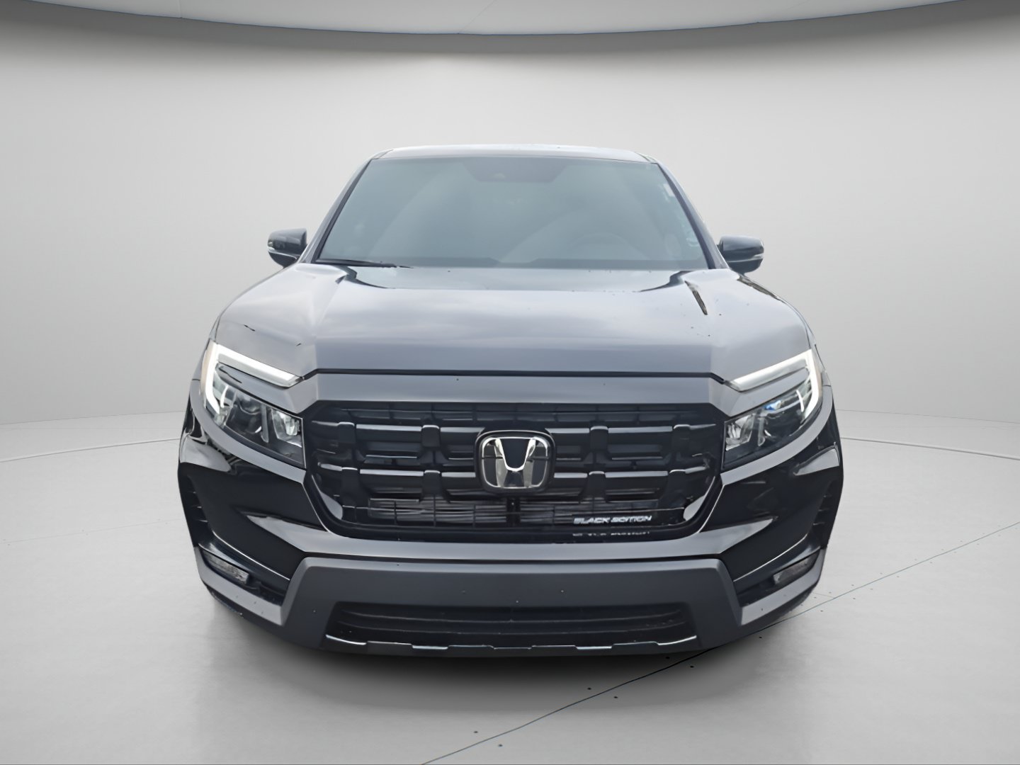New 2026 Honda Ridgeline Black Edition image 2