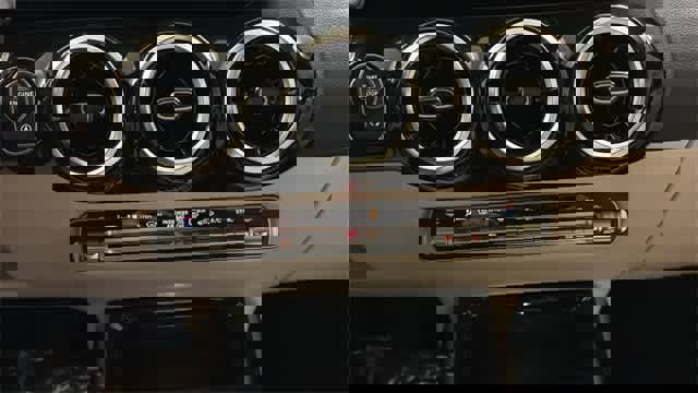 Used 2022 Mercedes-Benz GLA 250 4MATIC image 22