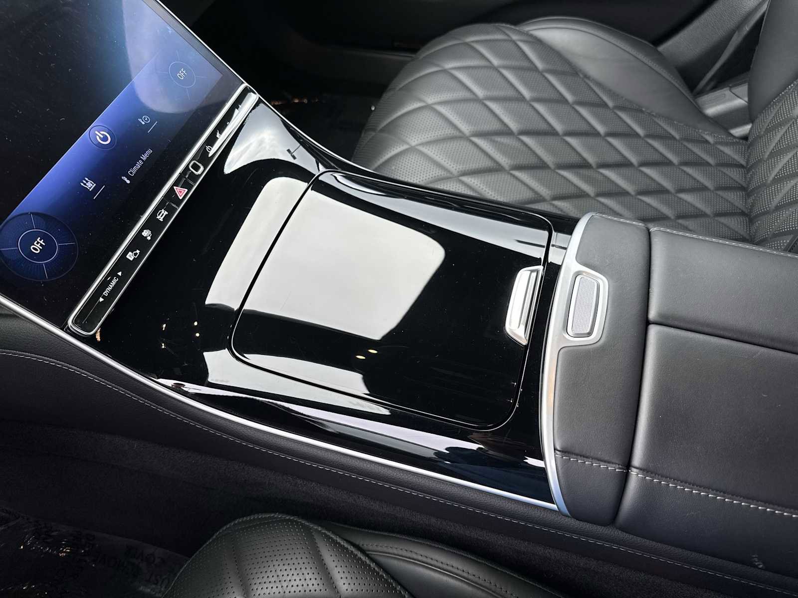 Used 2024 Mercedes-Benz S 580e 4MATIC Sedan image 22