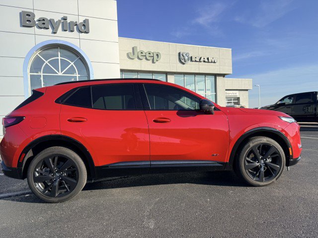 Used 2025 Buick Envision Sport Touring image 7