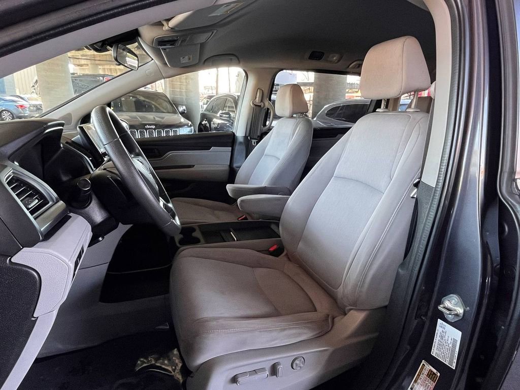 Used 2020 Honda Odyssey EX image 12