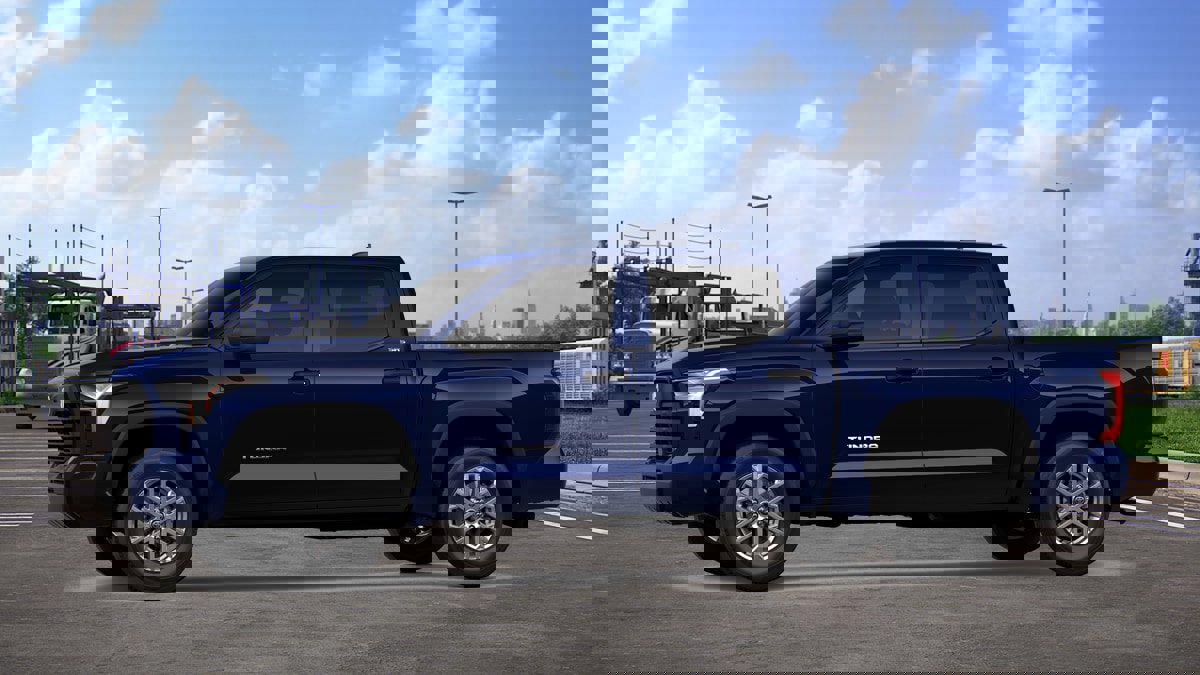 New 2026 Toyota Tundra SR5 image 3