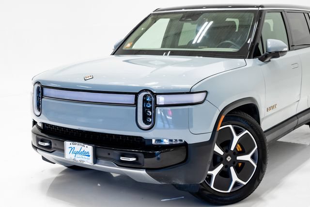 Used 2023 Rivian R1S Launch Edition AWD/4WD image 2