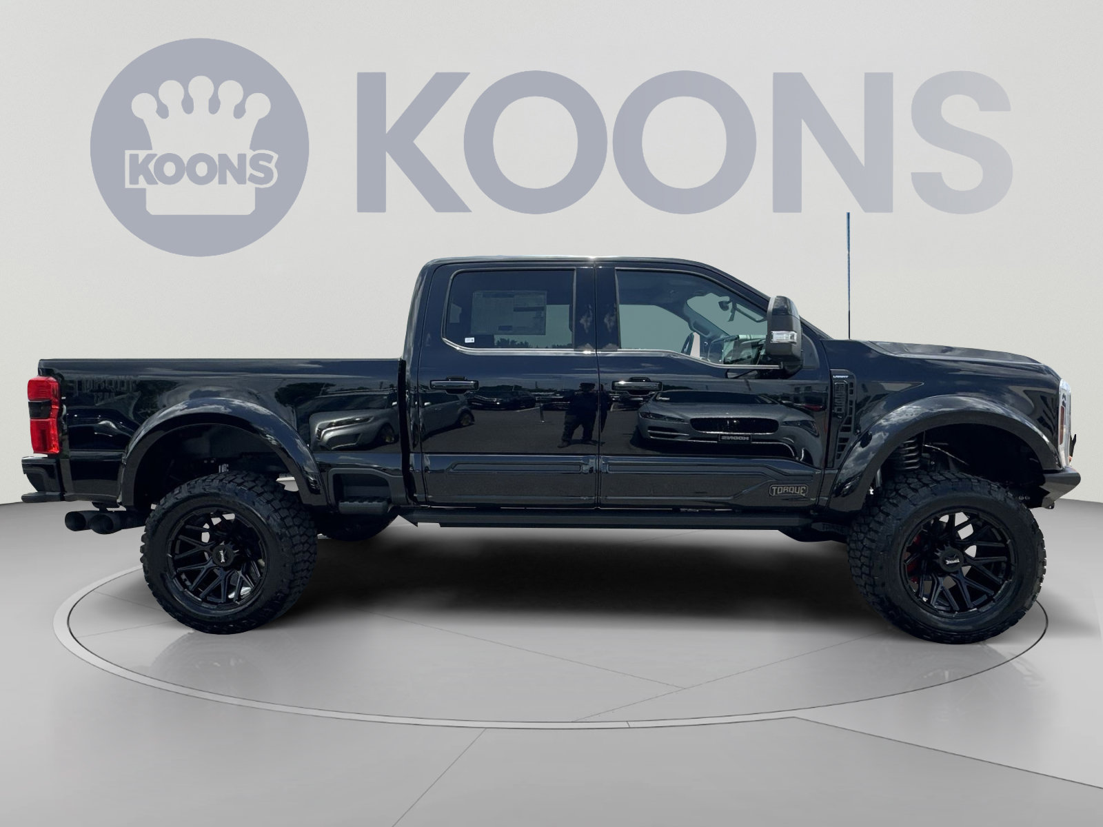 New 2026 Ford F250 Lariat w/ Black Appearance Package AWD/4WD image 17