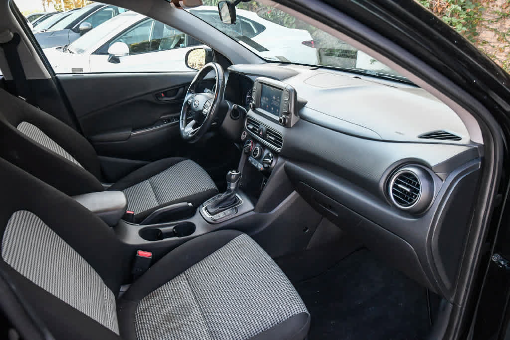 Used 2018 Hyundai Kona SEL FWD image 15