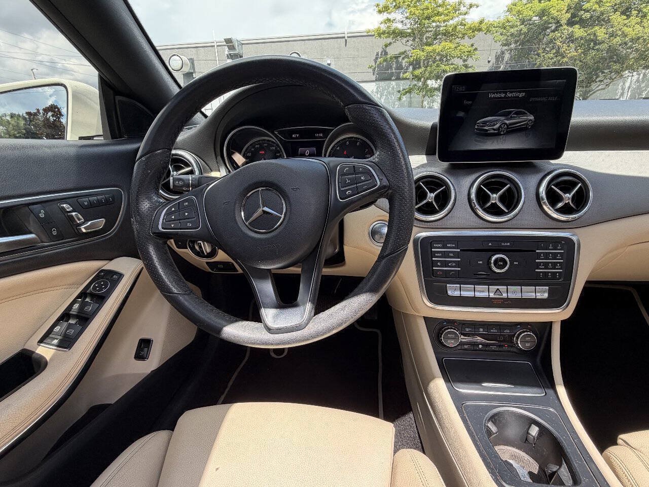 Used 2018 Mercedes-Benz CLA 250 image 16