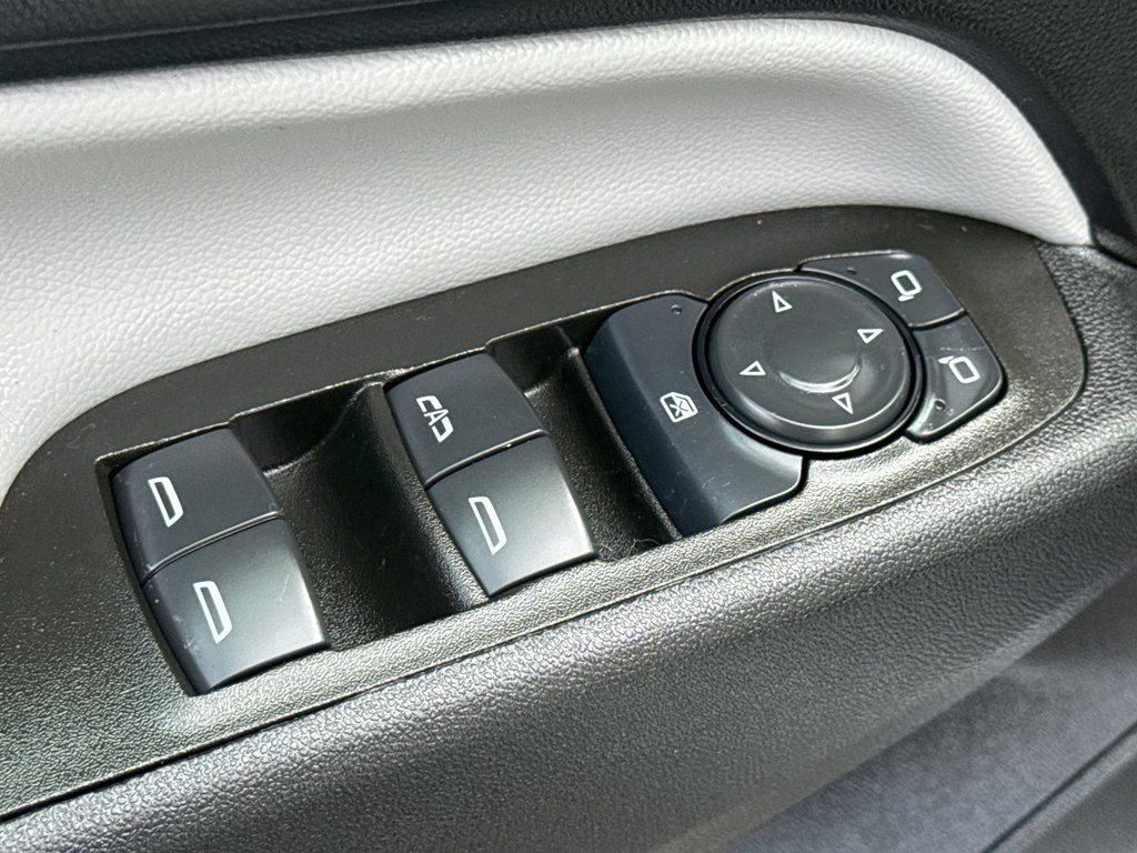 Certified 2024 Chevrolet Equinox LS image 11