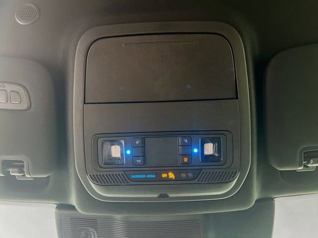 Used 2023 Ford Explorer Platinum w/ Technology Package image 20