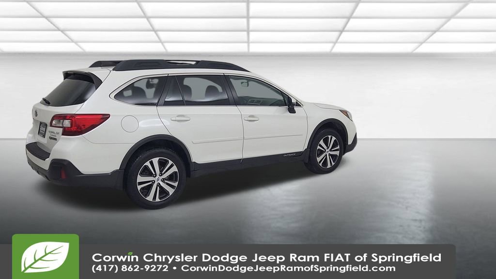 Used 2018 Subaru Outback 2.5i Limited image 15