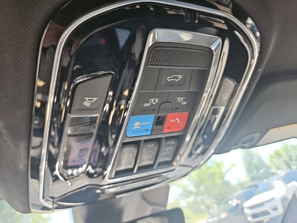 Used 2023 Jeep Grand Cherokee L Overland w/ Rear Seat Video Group I AWD/4WD image 21