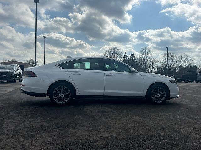 Used 2024 Honda Accord EX image 8