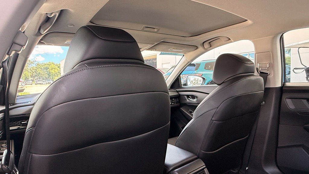 Used 2023 Honda Accord EX-L image 9