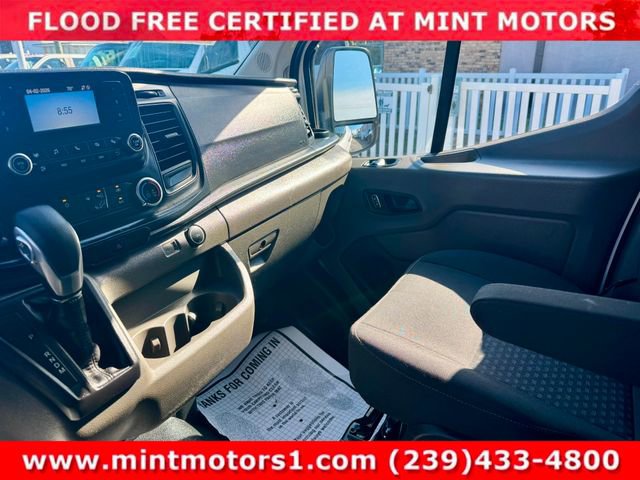 Used 2023 Ford Transit 250 Low Roof AWD image 32