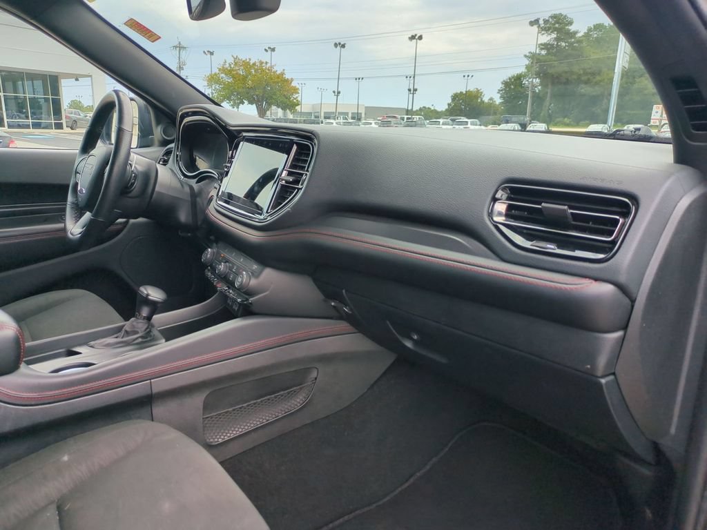 Used 2025 Dodge Durango GT RWD image 36