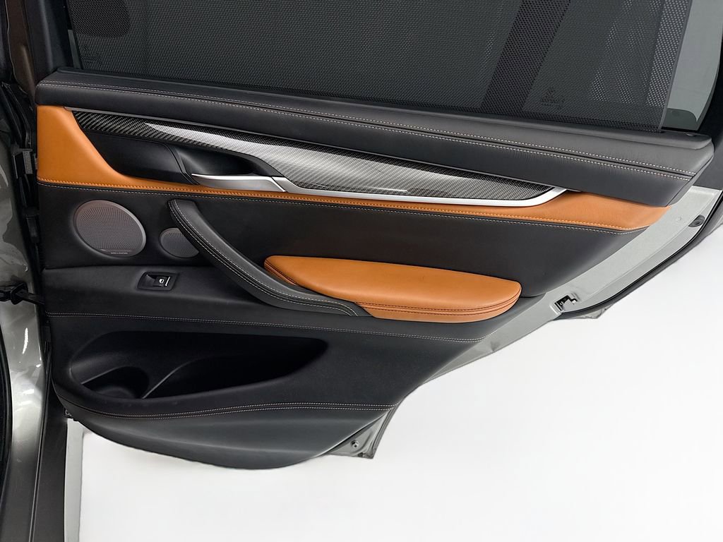 Used 2017 BMW X5 M image 26