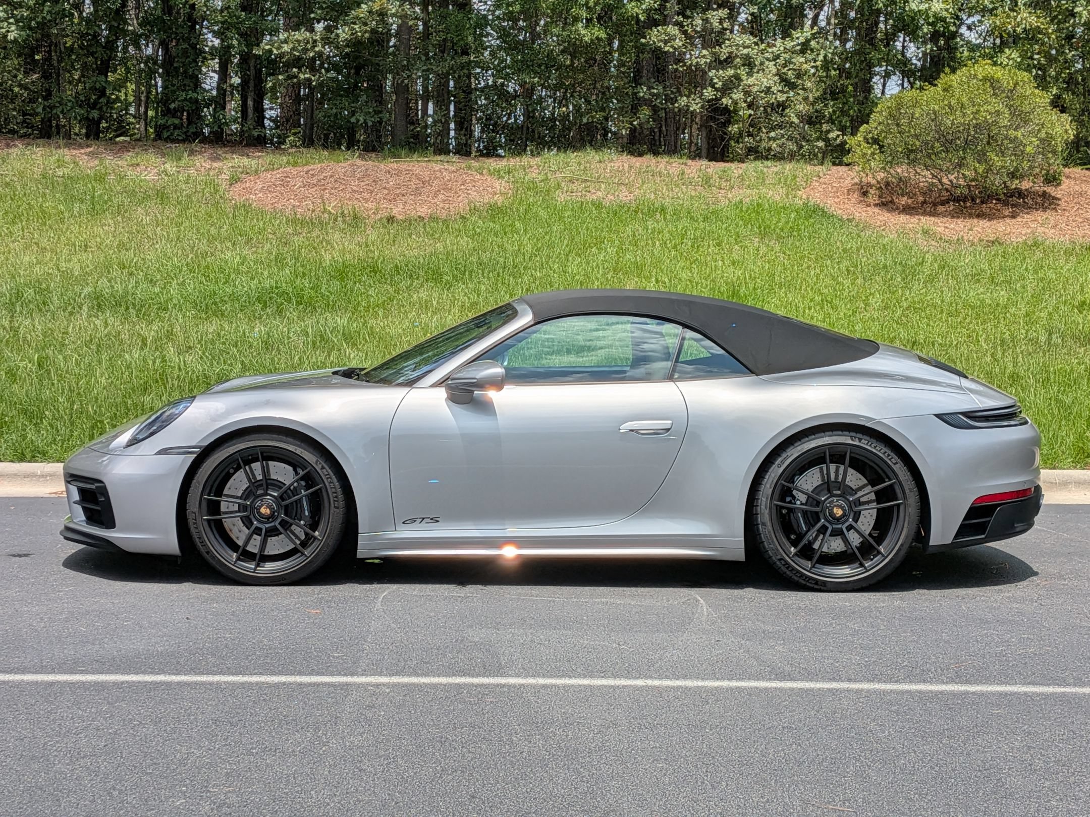 Certified 2023 Porsche 911 Carrera 4 GTS AWD/4WD image 2