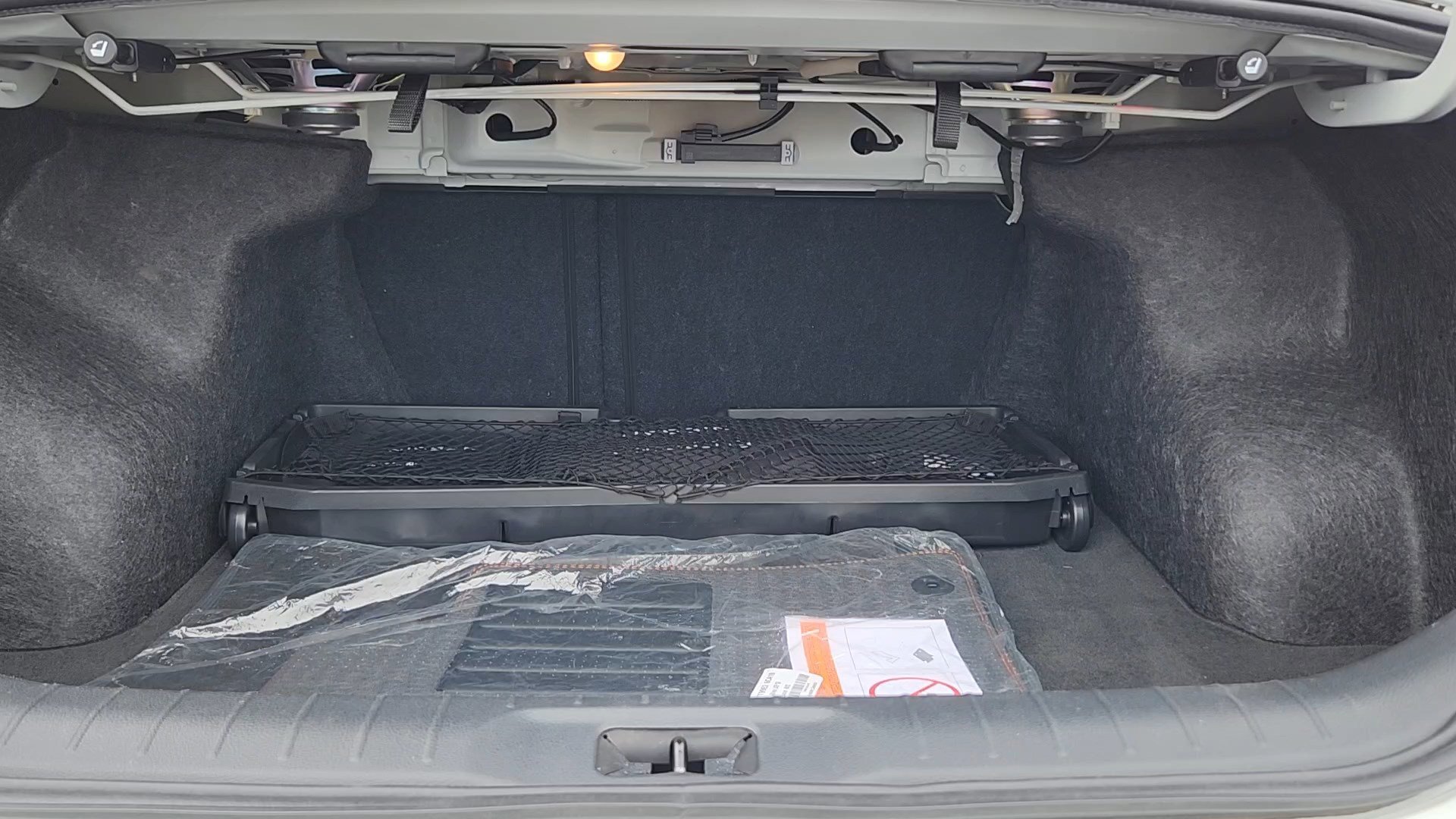 Used 2023 Nissan Altima 2.5 SR w/ SR Premium Package image 21