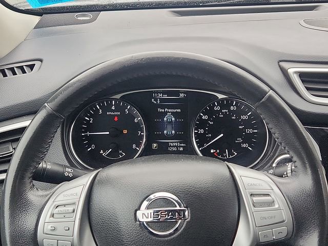 Used 2016 Nissan Rogue SL w/ SL Premium Package image 13