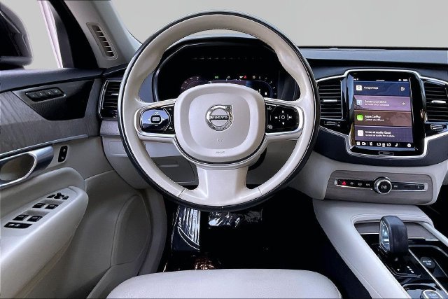Used 2023 Volvo XC90 B6 Plus w/ Protection Package Premier AWD/4WD image 8