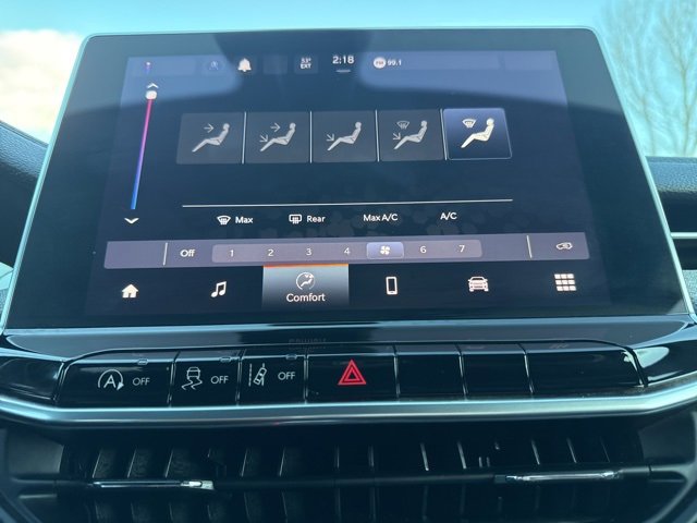 Used 2024 Jeep Compass Latitude image 31