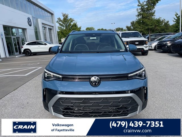 New 2025 Volkswagen Taos SE