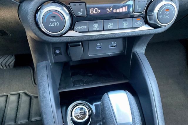Certified 2025 Nissan Versa SR w/ Trunk Package image 29
