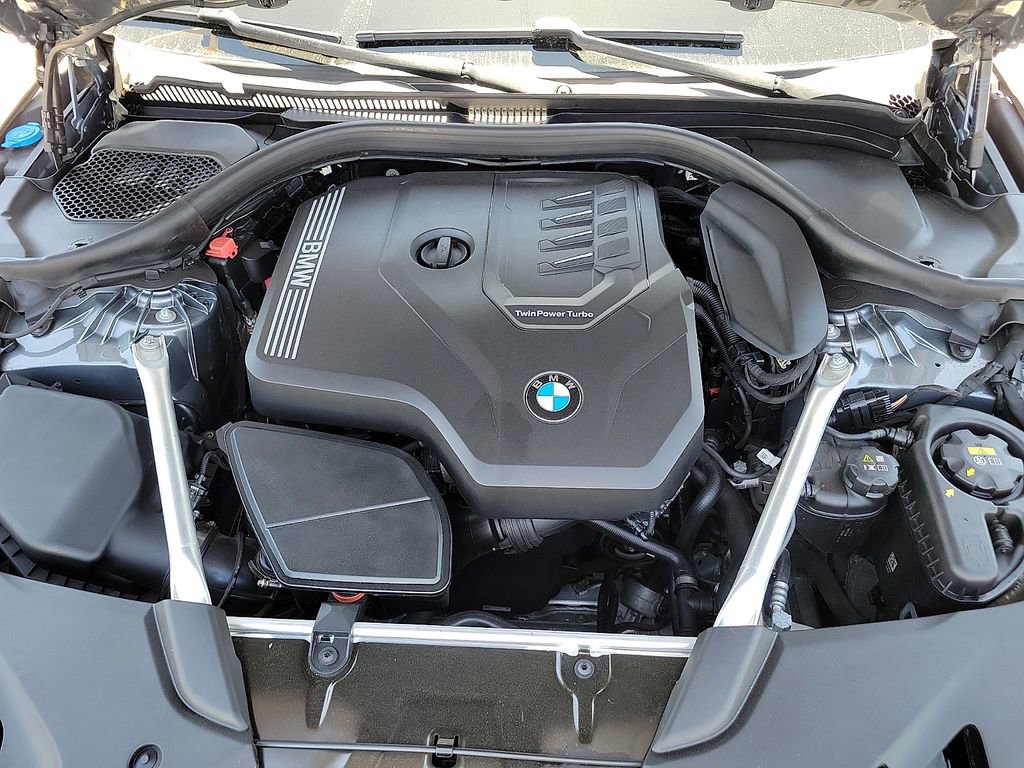 Used 2023 BMW 530i w/ Premium Package RWD image 13