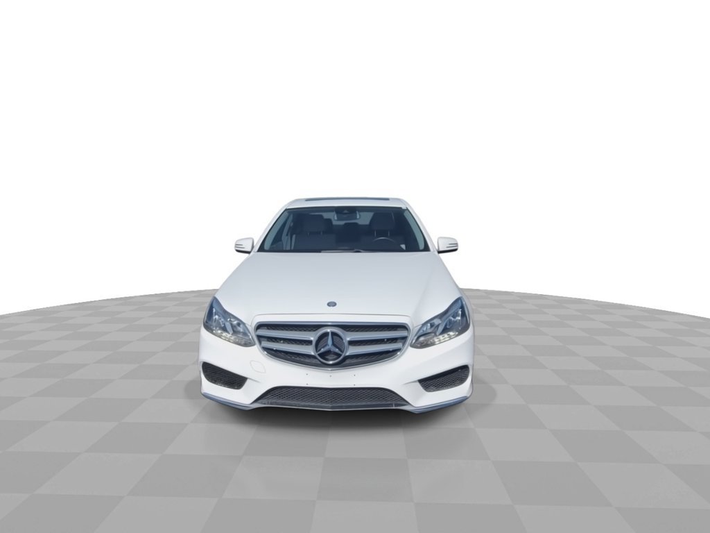Used 2016 Mercedes-Benz E 350 Sedan image 3