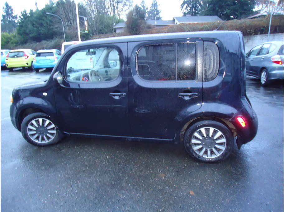Used 2014 Nissan Cube 1.8 S w/ Interior Designer Package FWD image 10